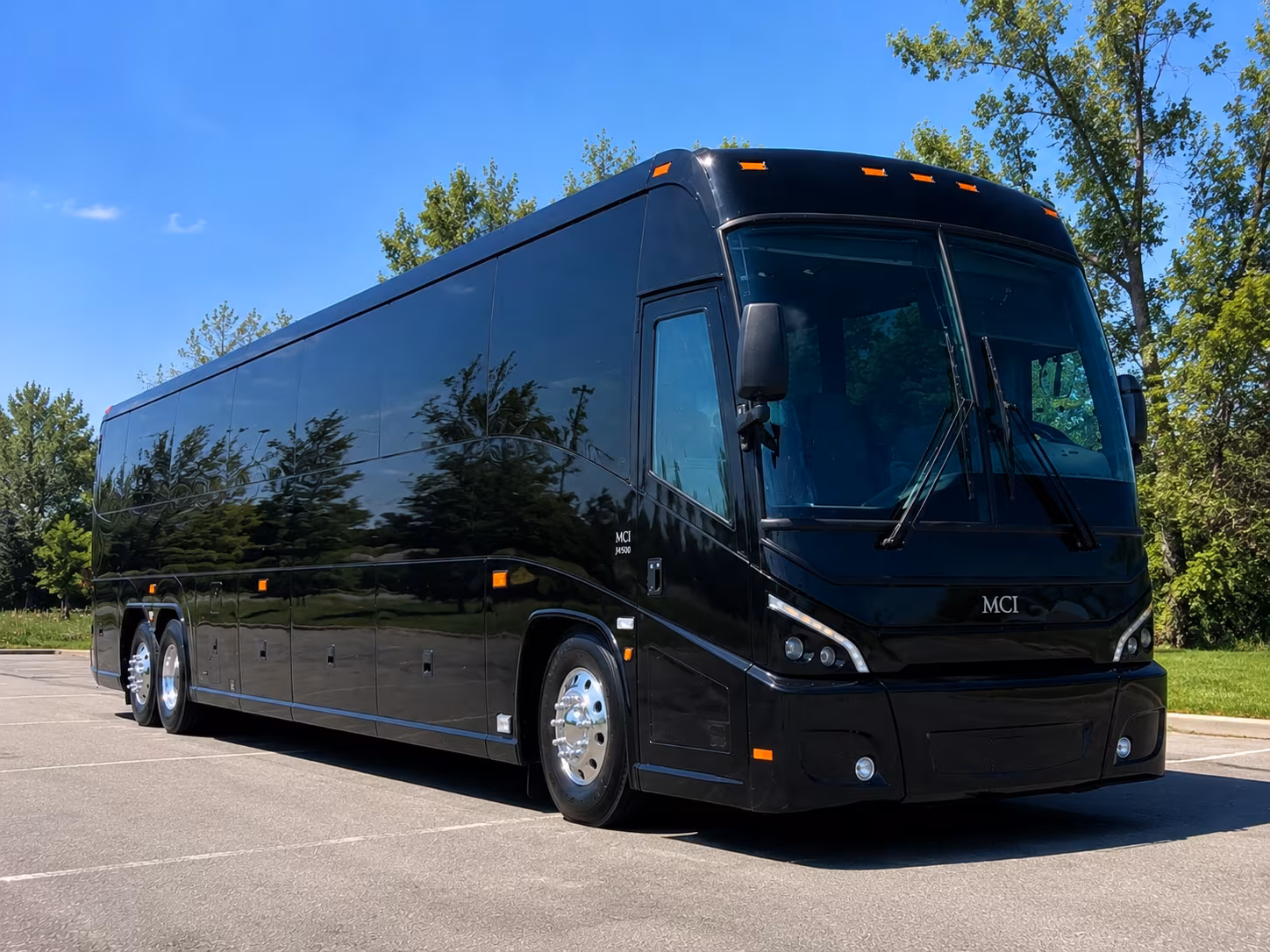 hialeahcharterbusservices com helps you move a large guest list across multiple venues in one day