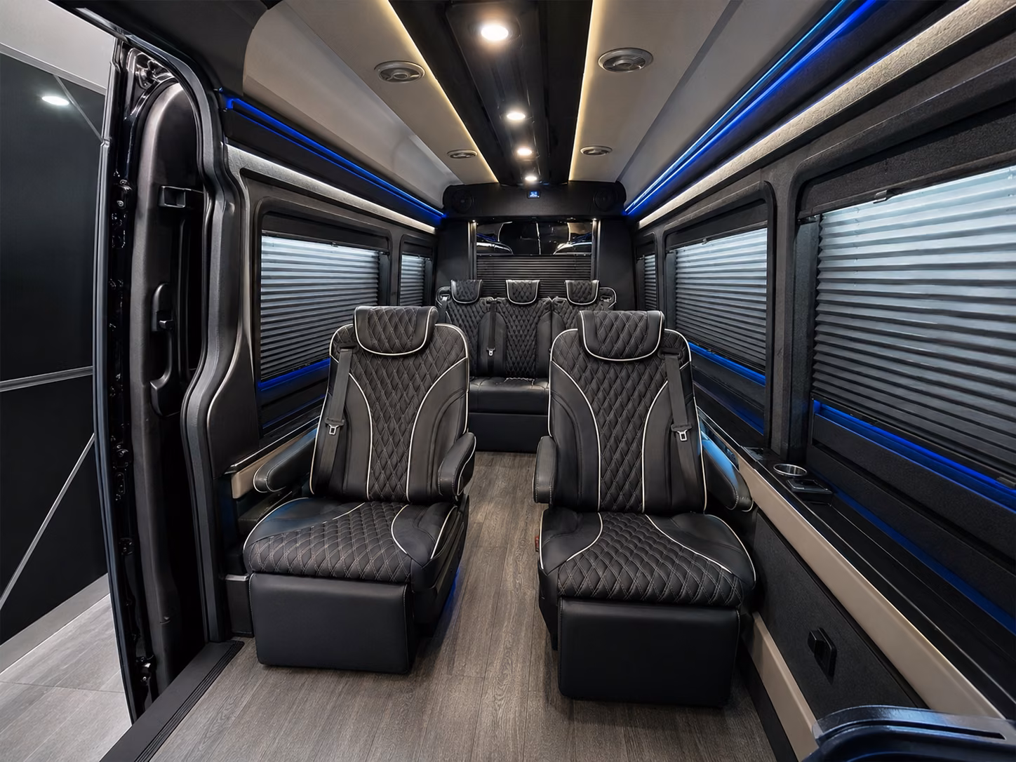 hialeahcharterbusservices com makes corporate airport transfers from hialeah simple