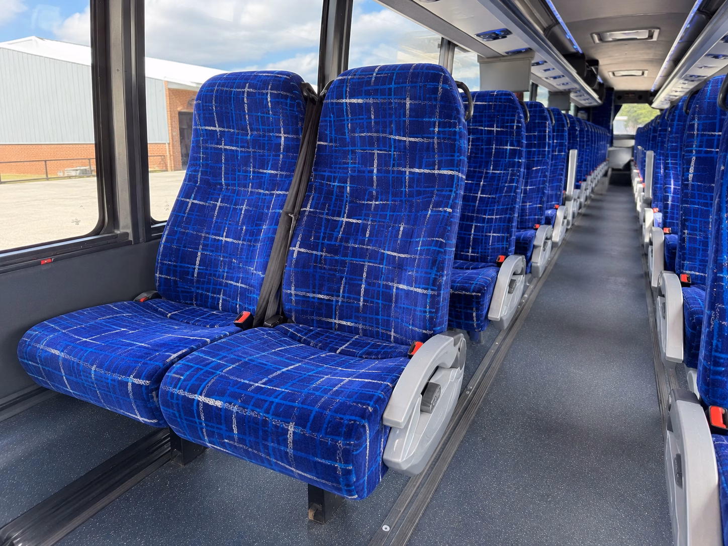 how the type of bus you choose changes the price in hialeah florida