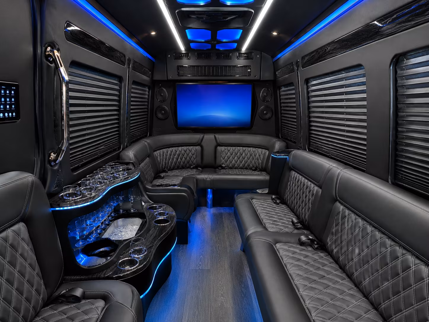 shuttle buses to hard rock stadium kaseya center and loandepot park